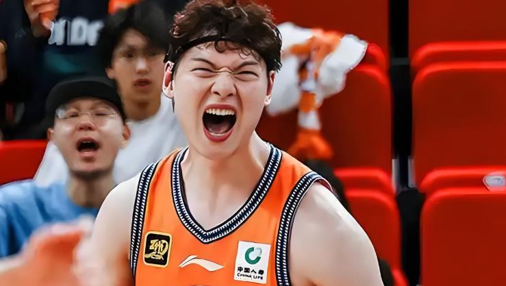 王哲林8分7板，福建三人男籃全運(yùn)會狂勝天津！